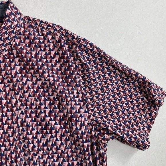 Tommy Bahama Camp Shirt Pacific Geos Java Red White Blue Triangle Silk‎ Large - Picture 3 of 8